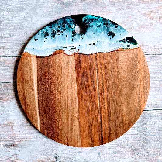 Round Acacia board #1